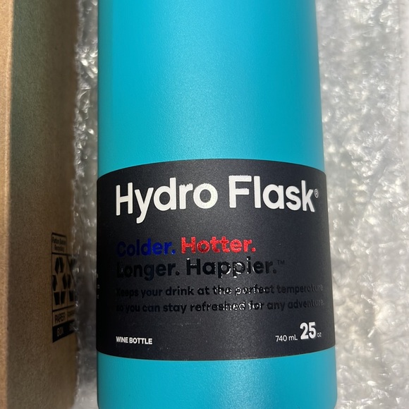 BRAND NEW Hydro Flask (Ceramic Wine Bottle) - Picture 2 of 2